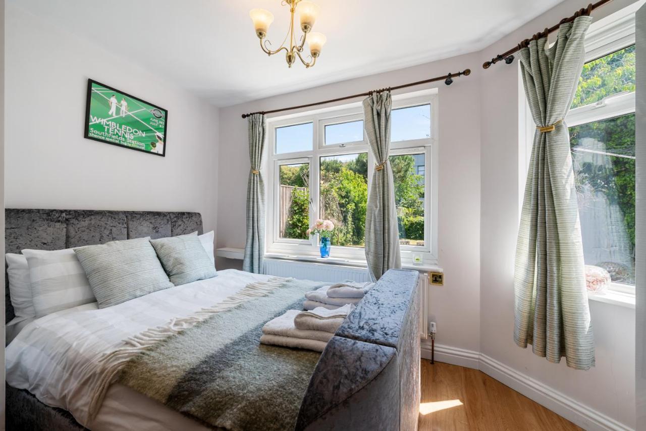 Lovely Garden Apartment In Wimbledon Town Centre With Private Parking By Wimbledon Holiday Lets Londra Exterior foto