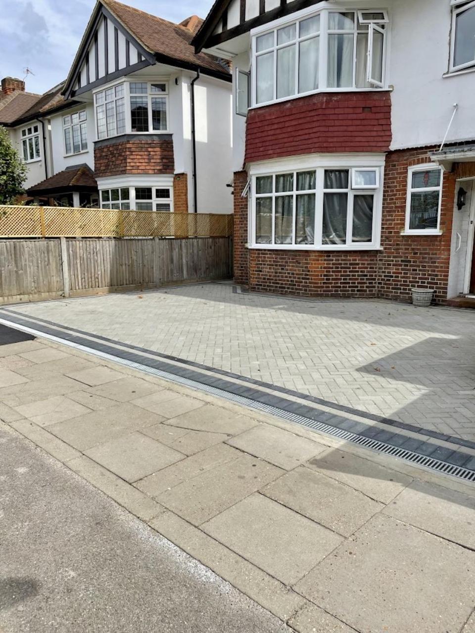 Lovely Garden Apartment In Wimbledon Town Centre With Private Parking By Wimbledon Holiday Lets Londra Exterior foto